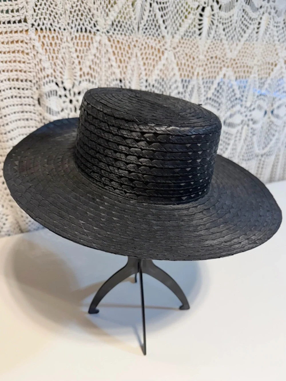 VINTAGE Gibson Girl style black woven straw hat wide brim 50s 60s sun hat church - Picture 3 of 8